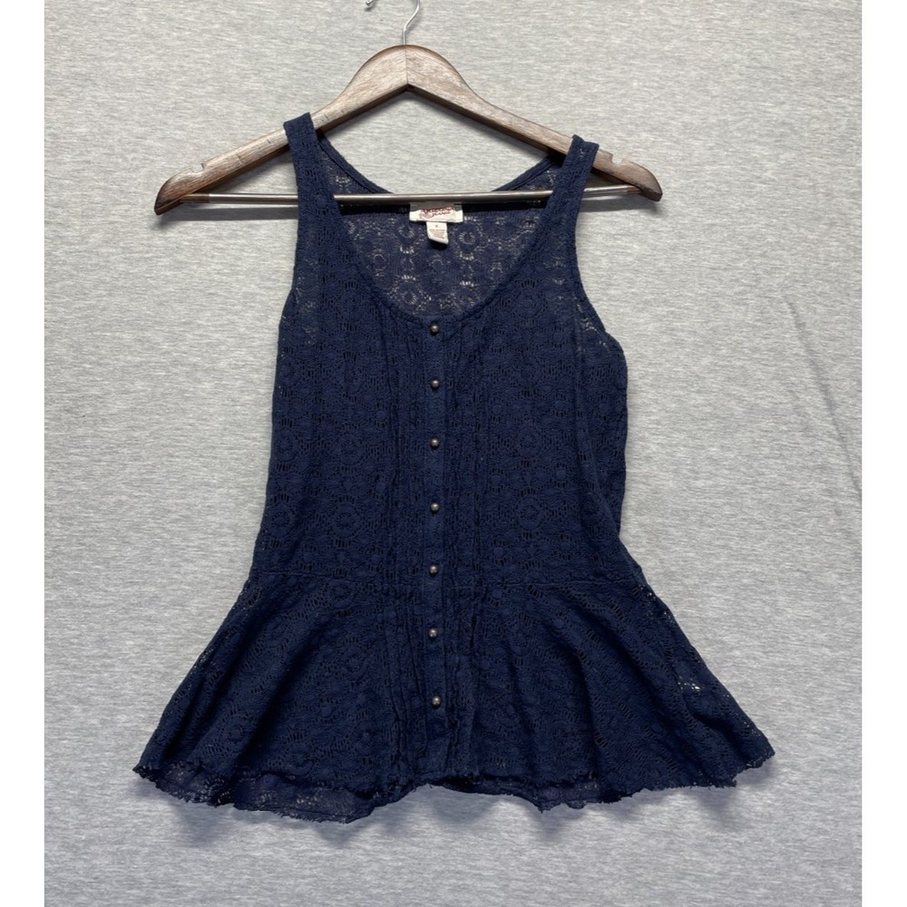 Arizona Jean Co Lace Babydoll Top Womens Small Navy Blue Lace Floral Peplum Hem
